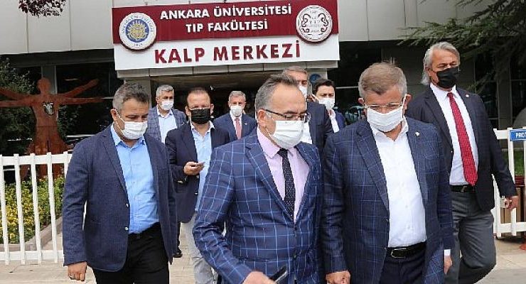 Türkiye Cumhuriyeti’nin Seçilmiş Son Başbakanı’ndan Doğu Türkistan’ın Önemli İsmine Ziyaret