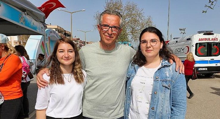 Gaziemir Belediyesi Gençlik Meclisi yola çıkıyor